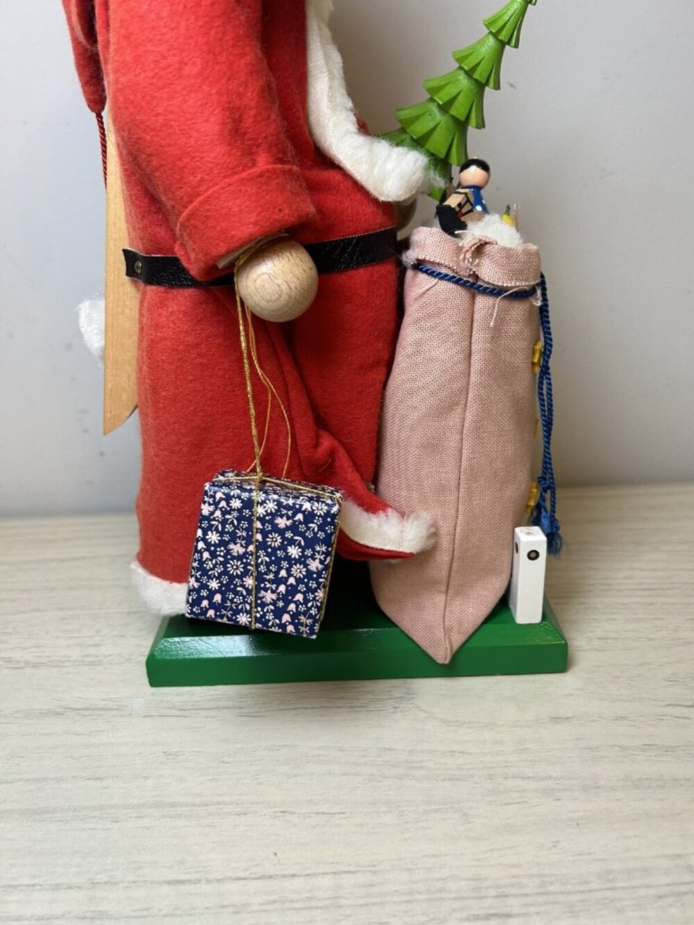 Steinbach Nutcracker Santa Claus 14" Tall Christmas Tree Bag Toys Vintage Gifts - Picture 16 of 16